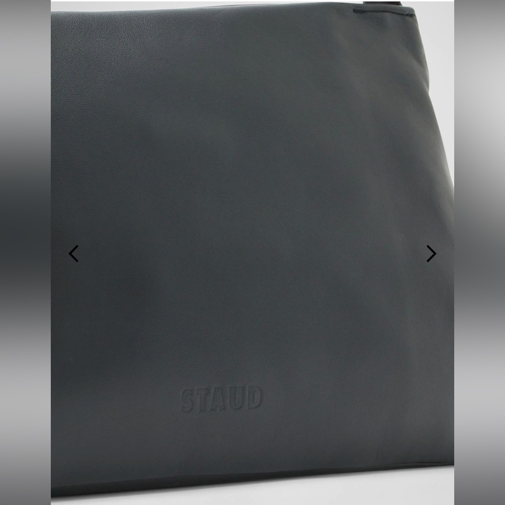 STAUD Vivi shoulder bag in Black Leather - Picture 4 of 4